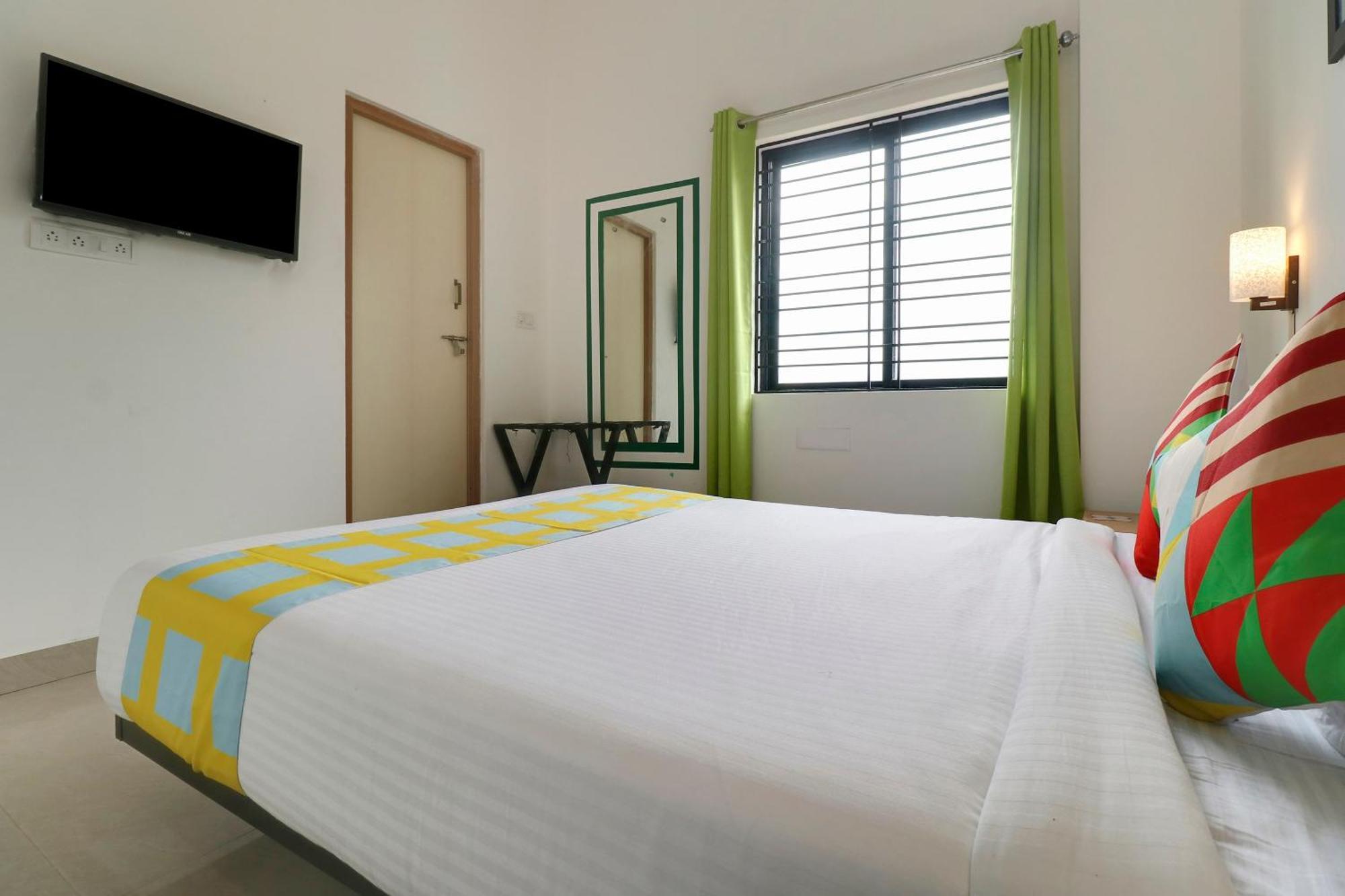Hotel O Leva Homes Near Baiyappanahalli Metro Station Бангалор Экстерьер фото